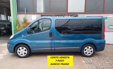 Renault Trafic 2.0 dCi/115 PC-TN Limousine 7Posti Gancio Traino