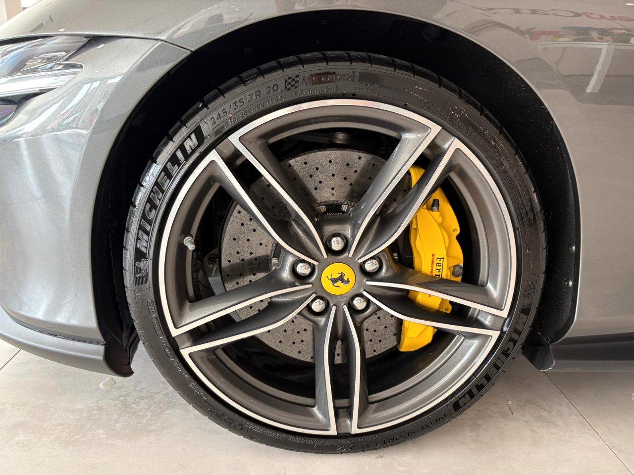 Ferrari Roma 3.9 F1 dct