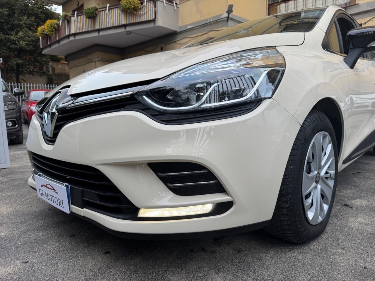 Renault Clio dCi 8V 90CV EDC Start&Stop 5 porte Energy Intens