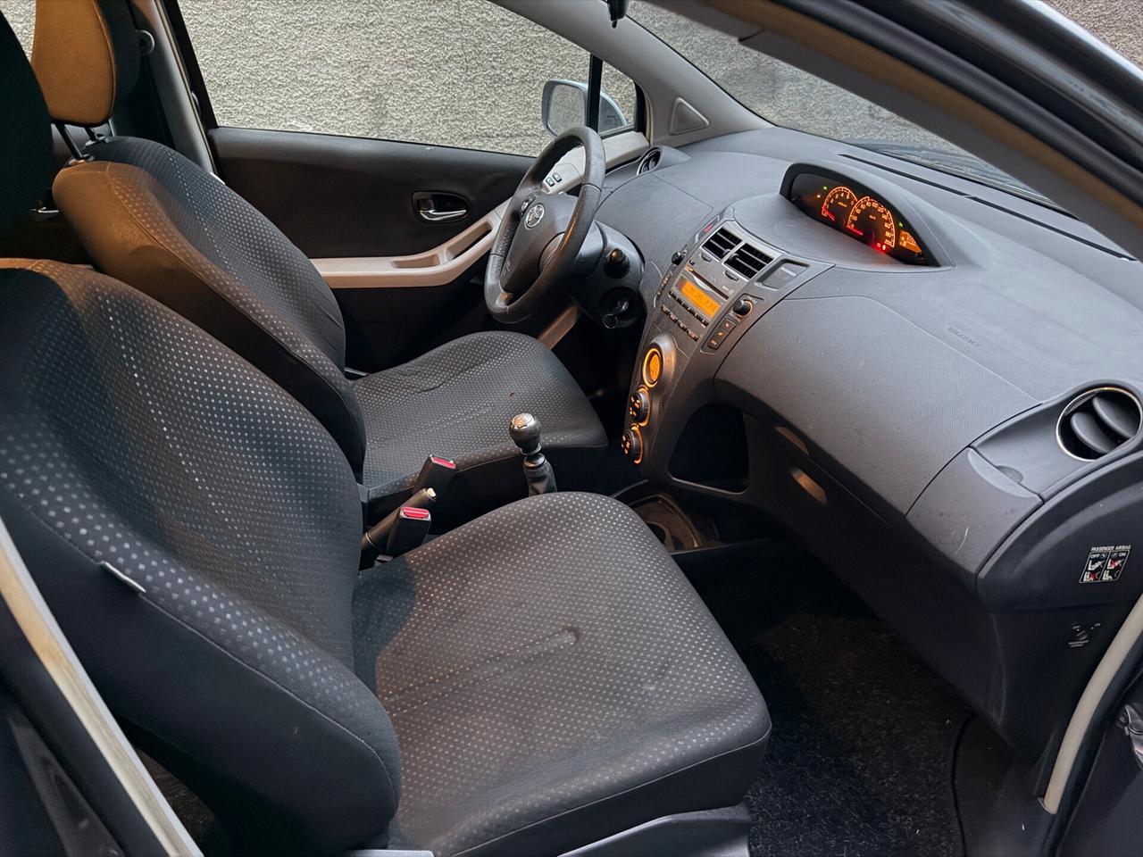 Toyota Yaris 1.4 D-4D DPF diesel solo export