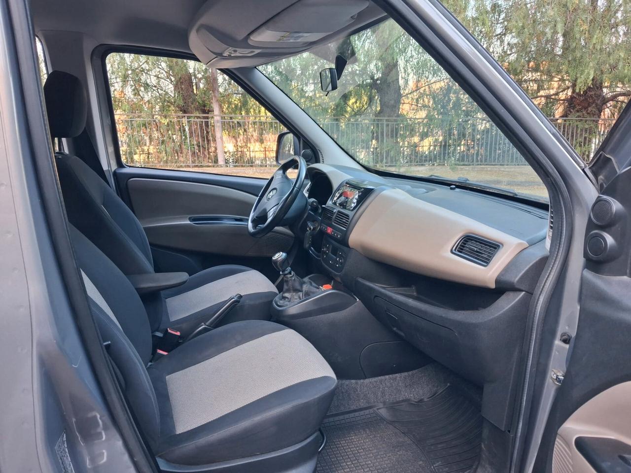 Opel Combo 1.6 CDTi 105CV Cosmo