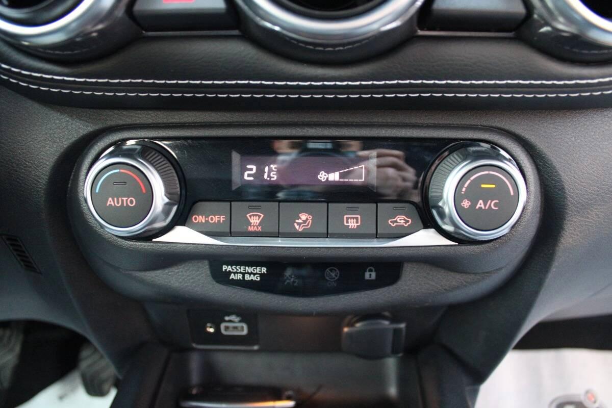 Nissan Juke 1.0 dig-t N-Connecta (Shadow) 114cv con CarPlay