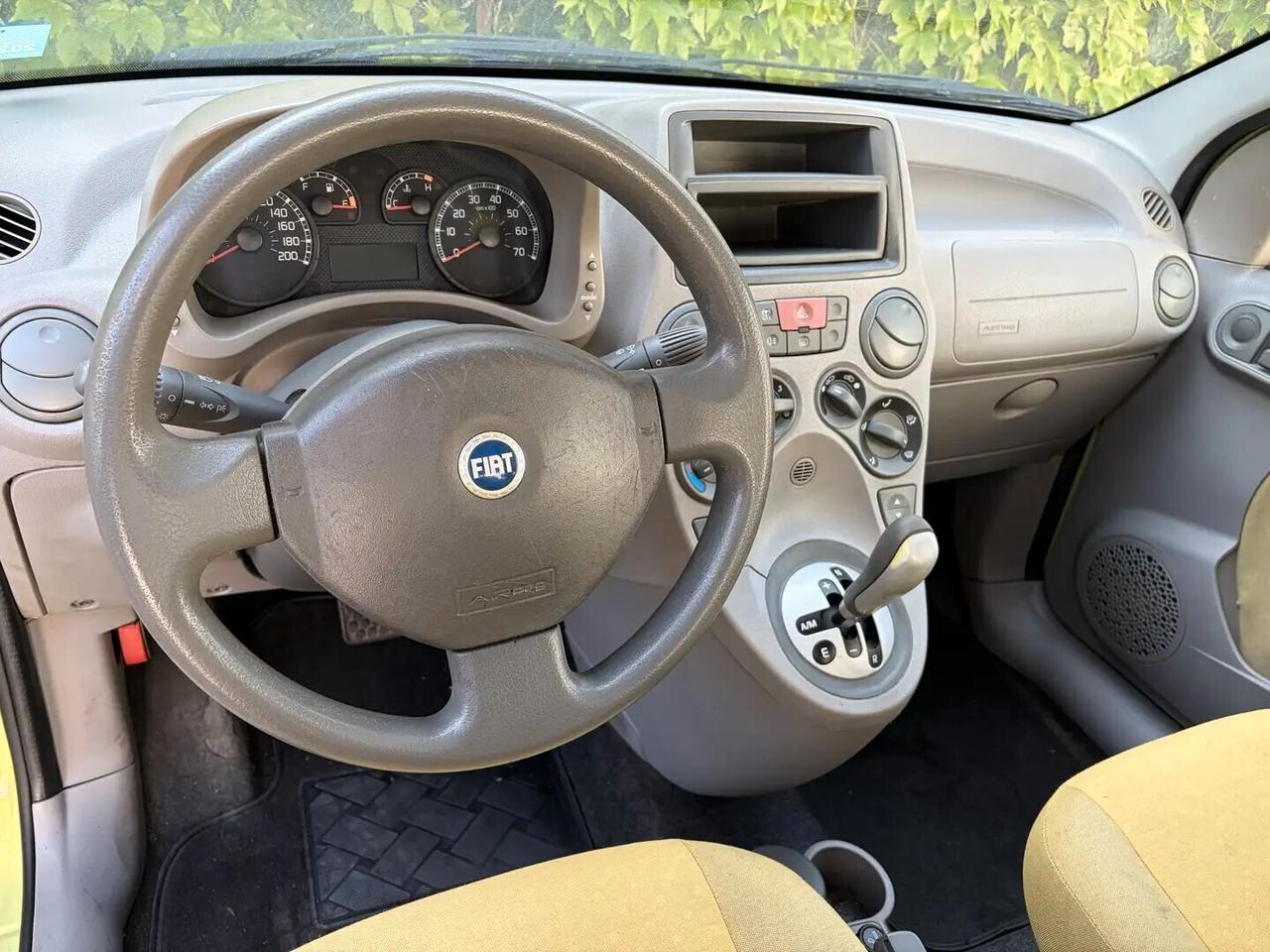 Fiat Panda 1.2 Dynamic dualogic automatic