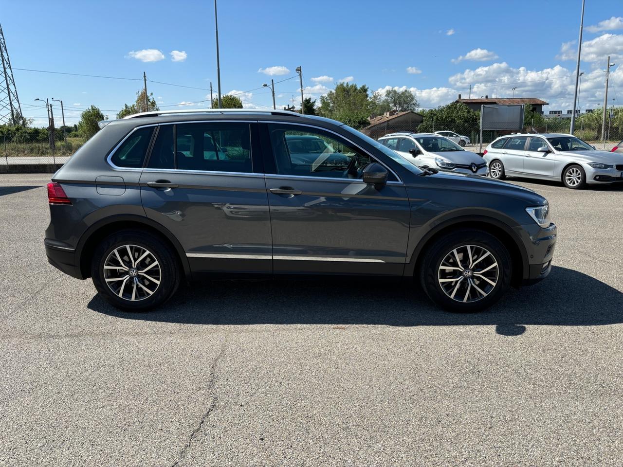 Volkswagen Tiguan 2.0 TDI DSG Business BlueMotion Technology - 2019