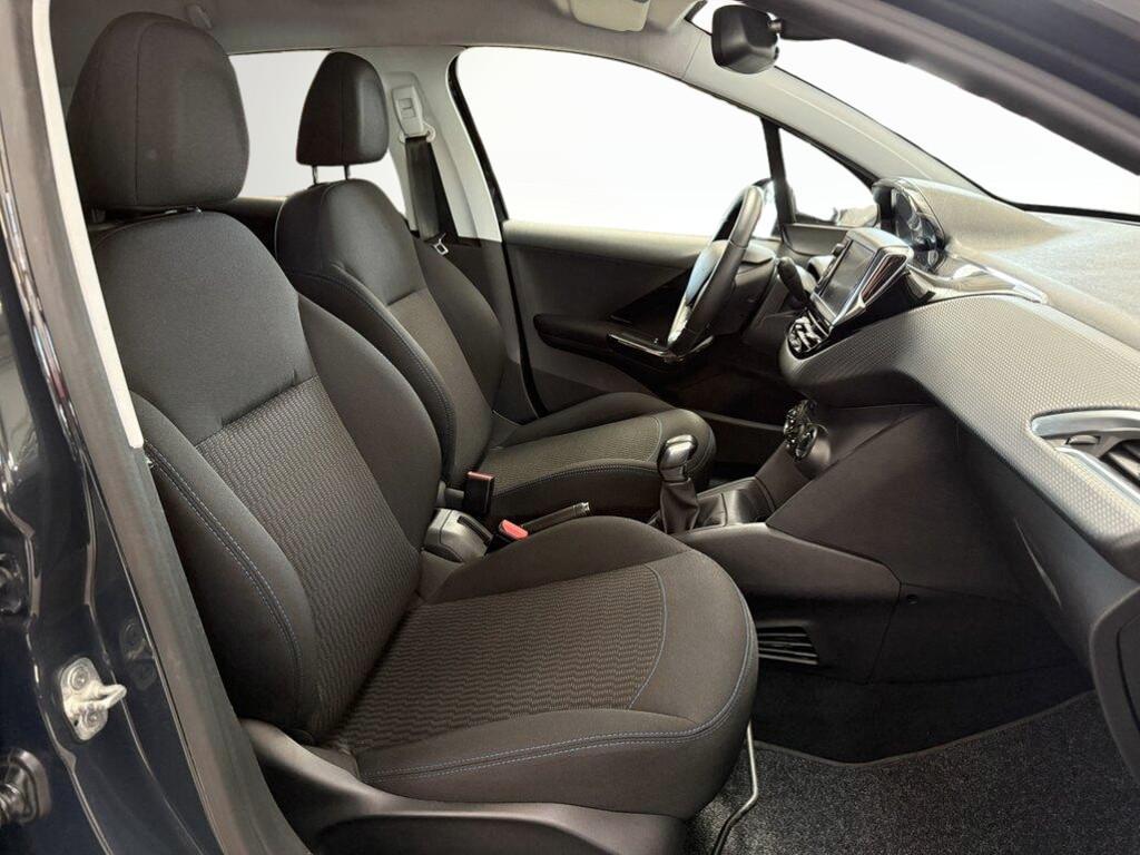 Peugeot 208 5 Porte 1.2 PureTech Signature