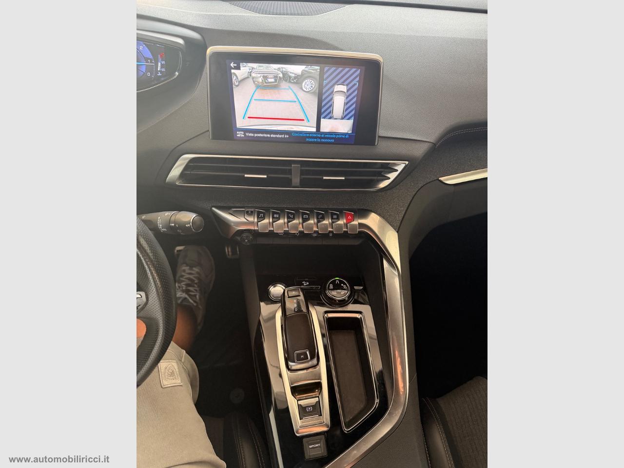 PEUGEOT 5008 BlueHDi 130 S&S EAT8 GT Line 7 POSTI