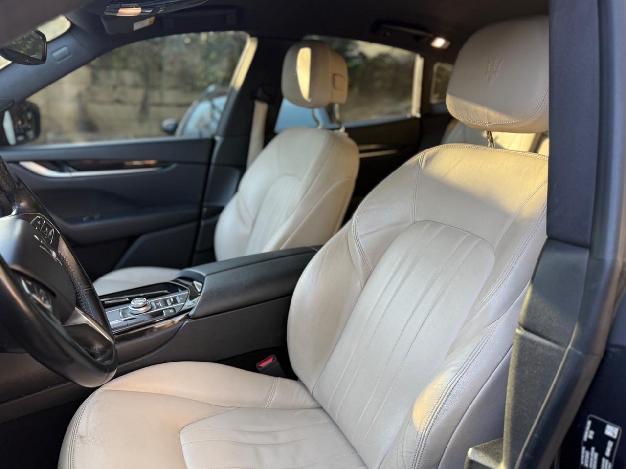 Maserati Levante V6 Diesel 275 CV AWD Granlusso