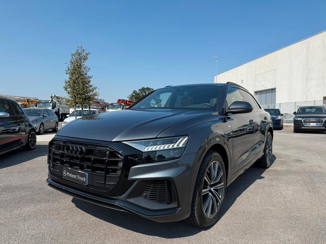 Audi Q8 50 TDI 286 CV quattro tiptronic Sport