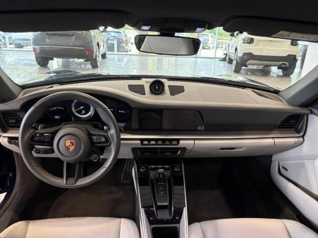 Porsche 911 Coupé 3.0 Carrera 4S auto