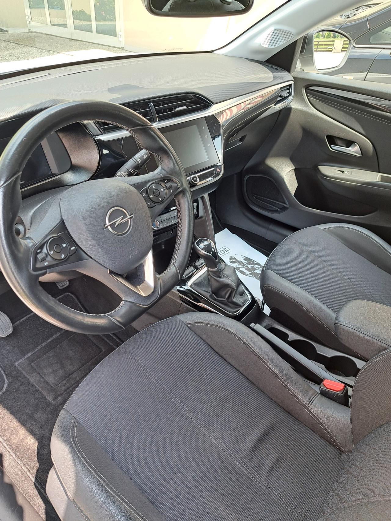 Opel Corsa 1.2 Elegance