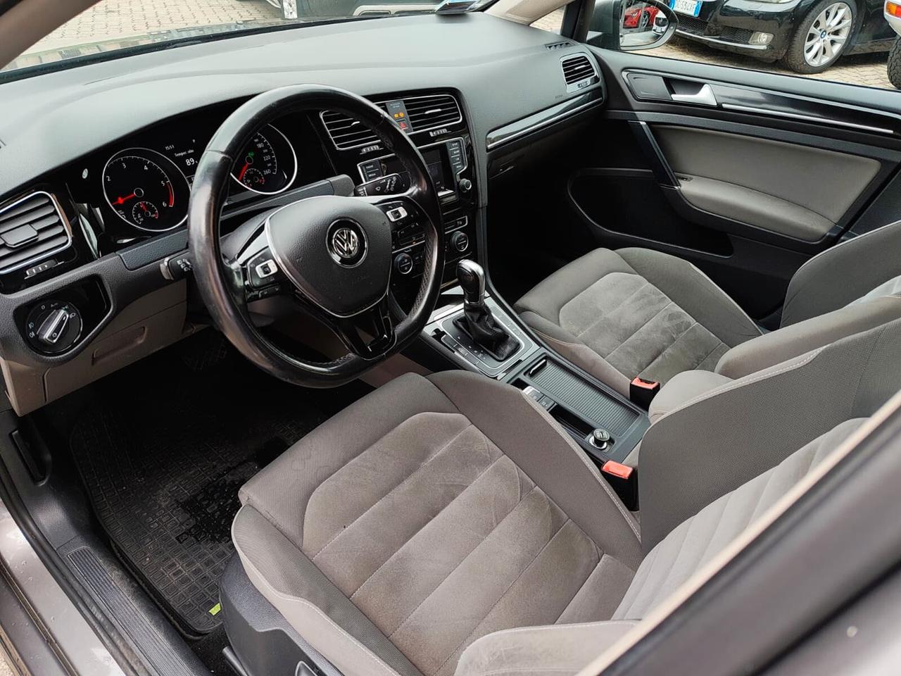 Volkswagen Golf 2.0 TDI DSG 5p.