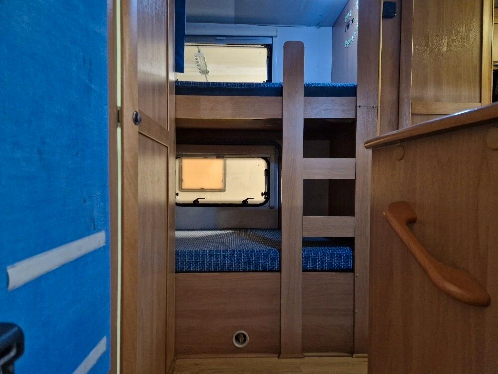 CAMPER MCLOUIS LAGAN 420