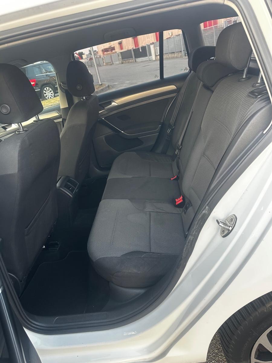 VOLKSWAGEN - Golf Variant - 1.6 TDI 110 CV Business BMT