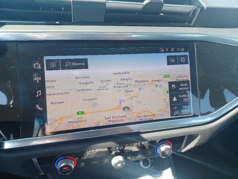 Audi Q3 35 TDI S tronic Business