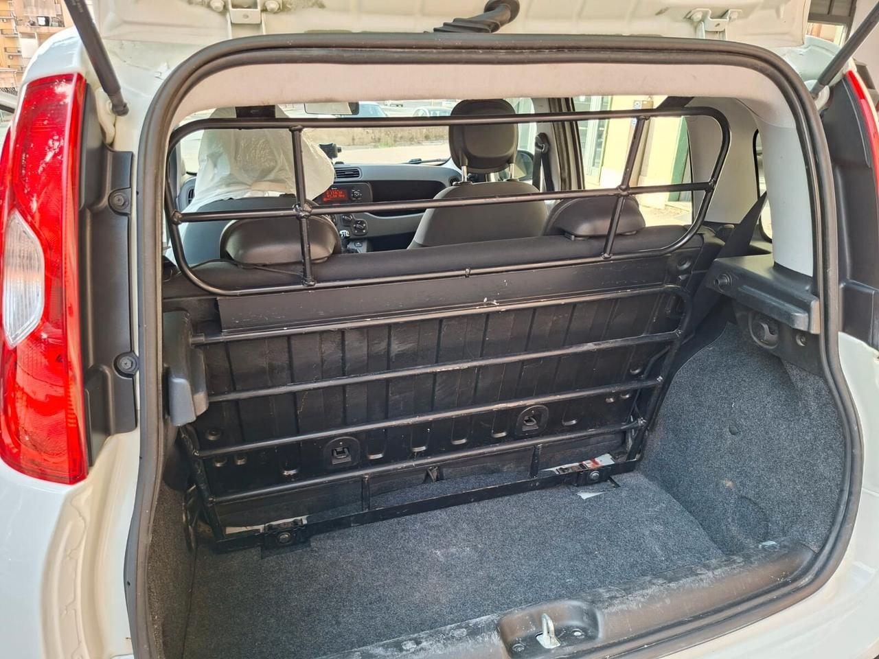 Fiat Panda 1.3 MJT 80 CV Lounge autocarro