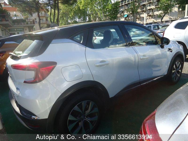 Renault Captur Hybrid E-Tech 160 CV Intens