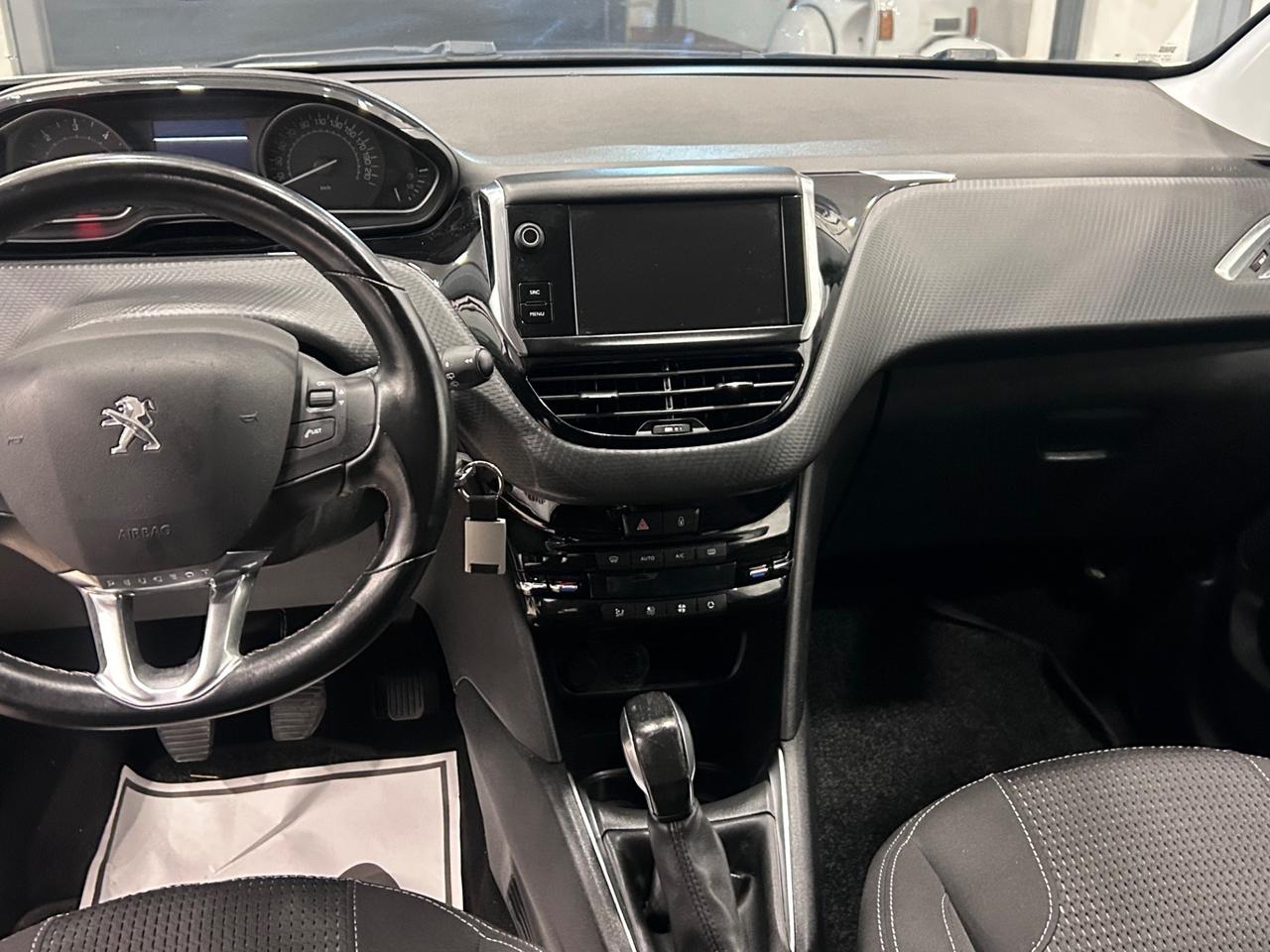 Peugeot 208 BlueHDi 100 5 porte Allure