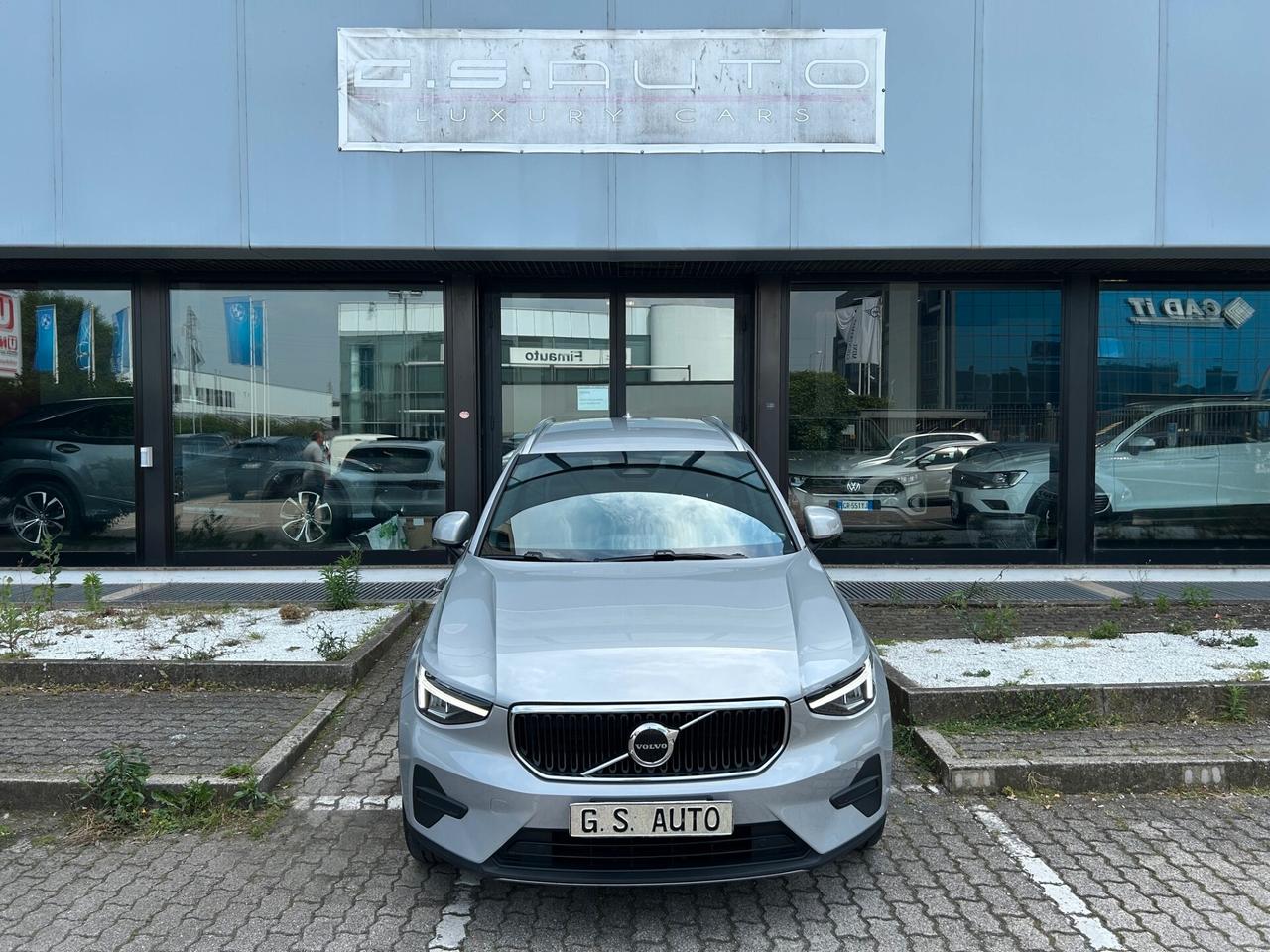 Volvo XC40 2.0 b3 Core auto