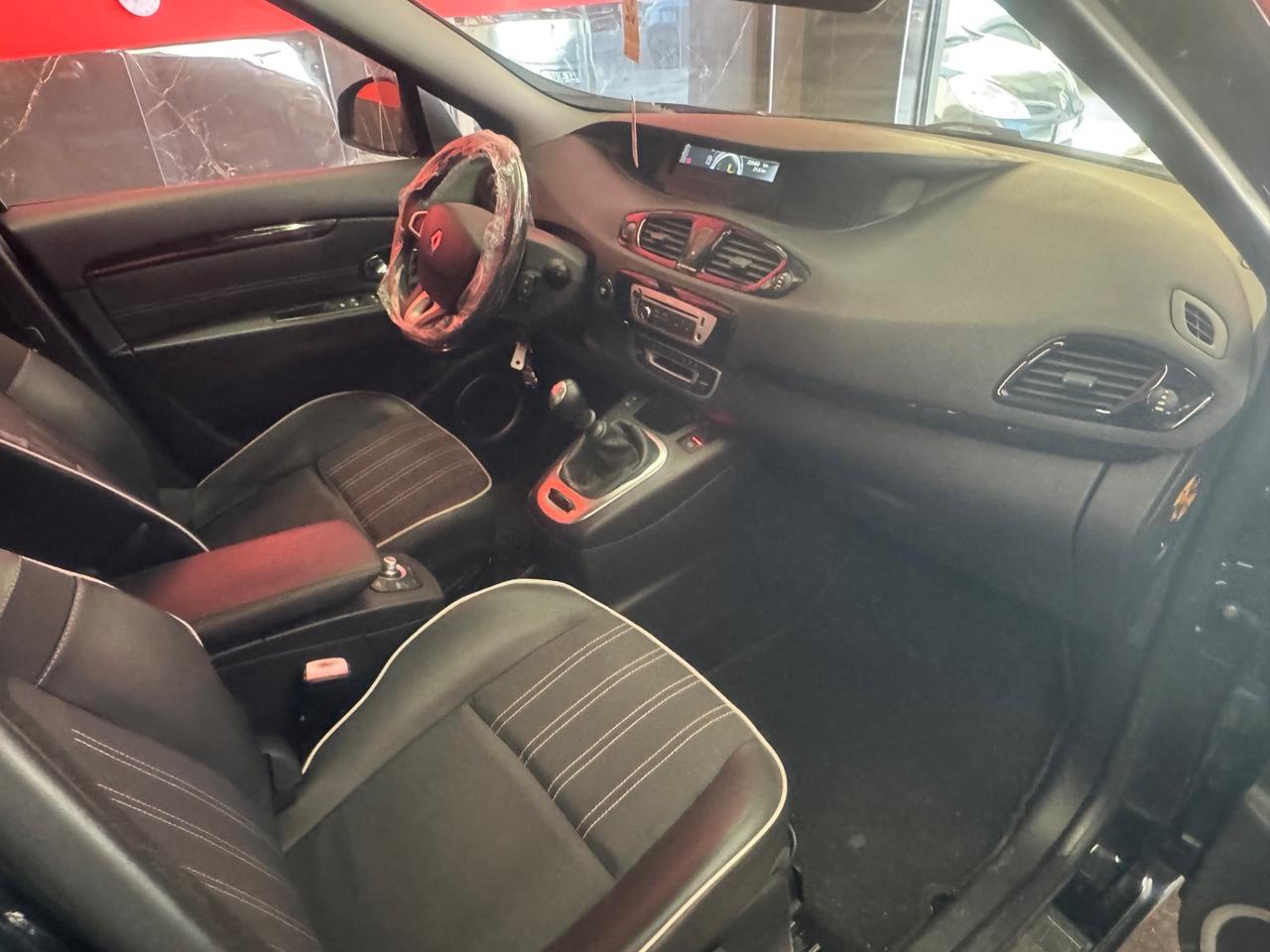 Renault Scenic Scénic XMod 1.6 dCi 130CV Start&Stop Bose