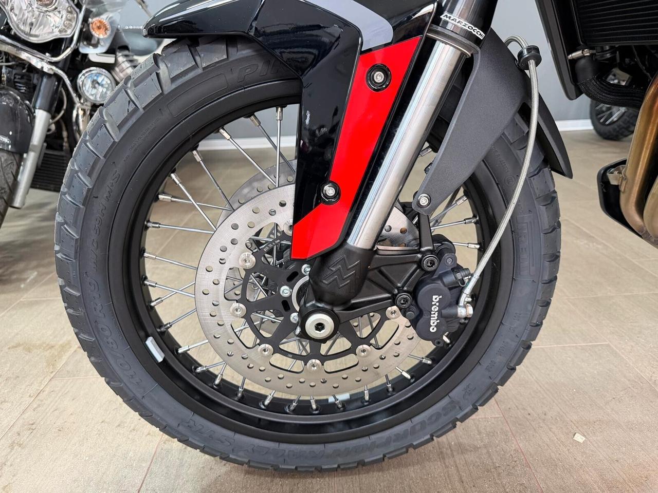 Moto Morini X-Cape 700 TOTAL BLACK DA 70 EURO AL MESE