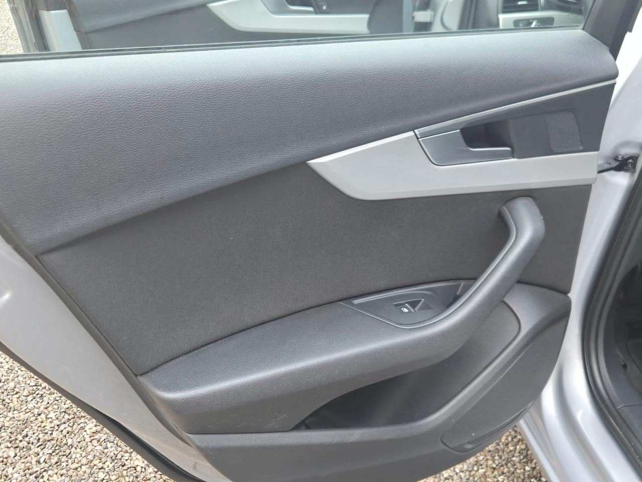 Audi A4 AVANT 2.0TDI SPORT 150 CV S-TRINIC