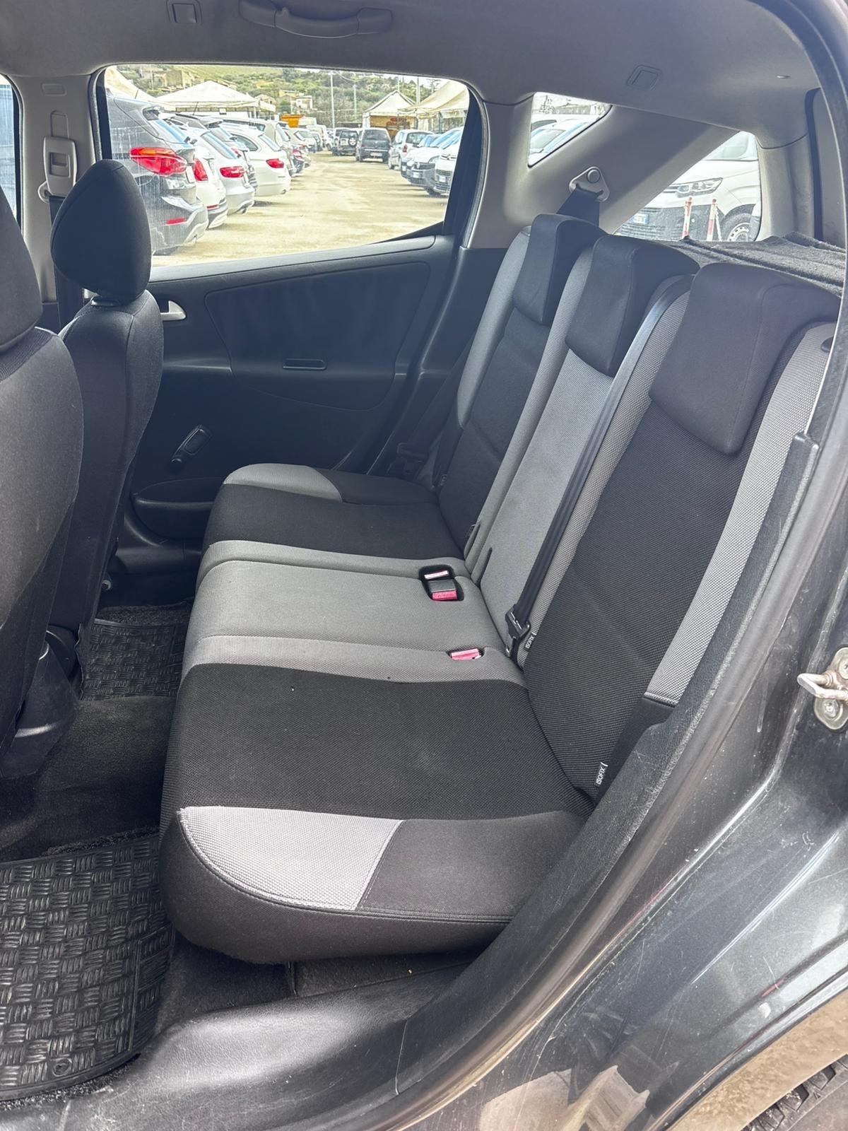 Peugeot 207 1.6 HDi 90CV FAP SW XS Ciel