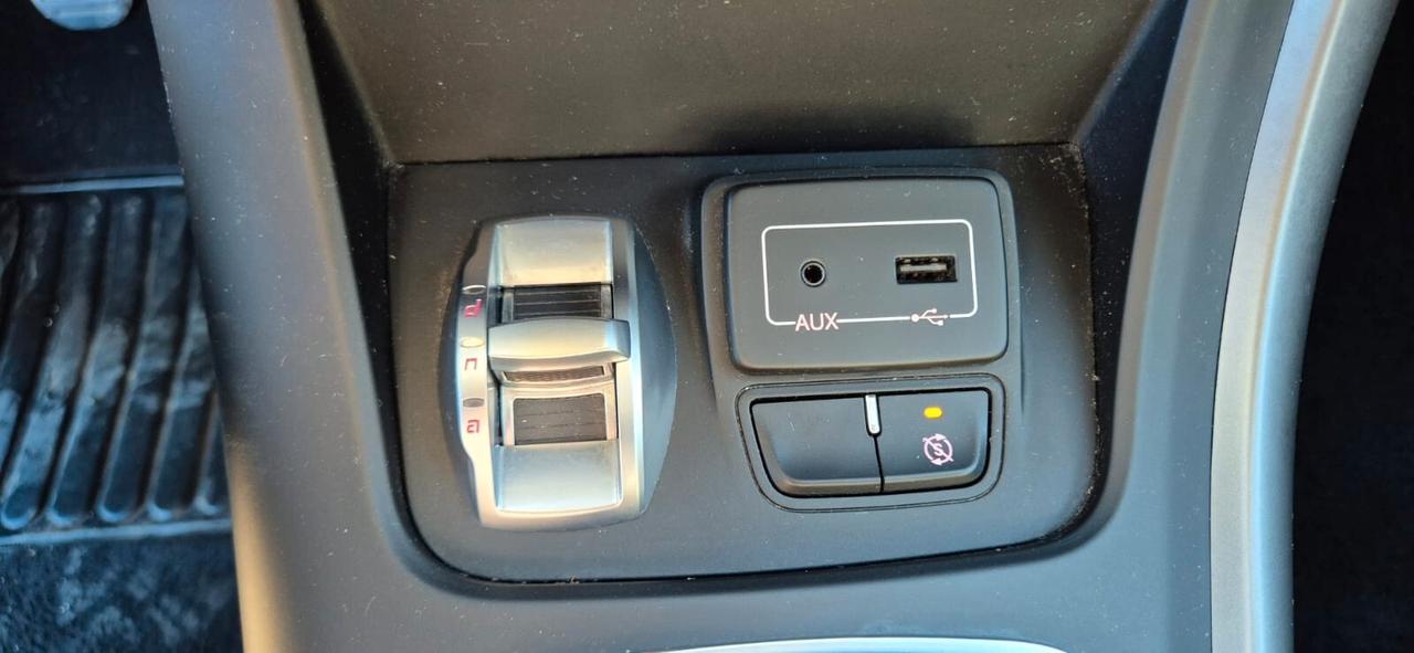 Alfa Romeo Giulietta 1.6 JTDm-2 120 CV Distinctive-E6