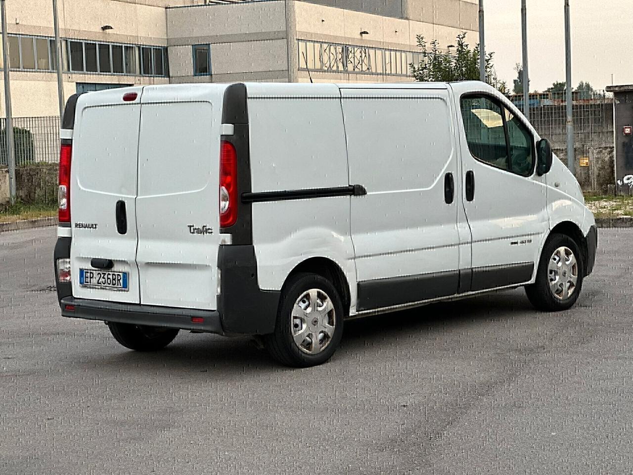 RENAULT TRAFIC ANNO 2012 EURO5B SUPER PREZZO!