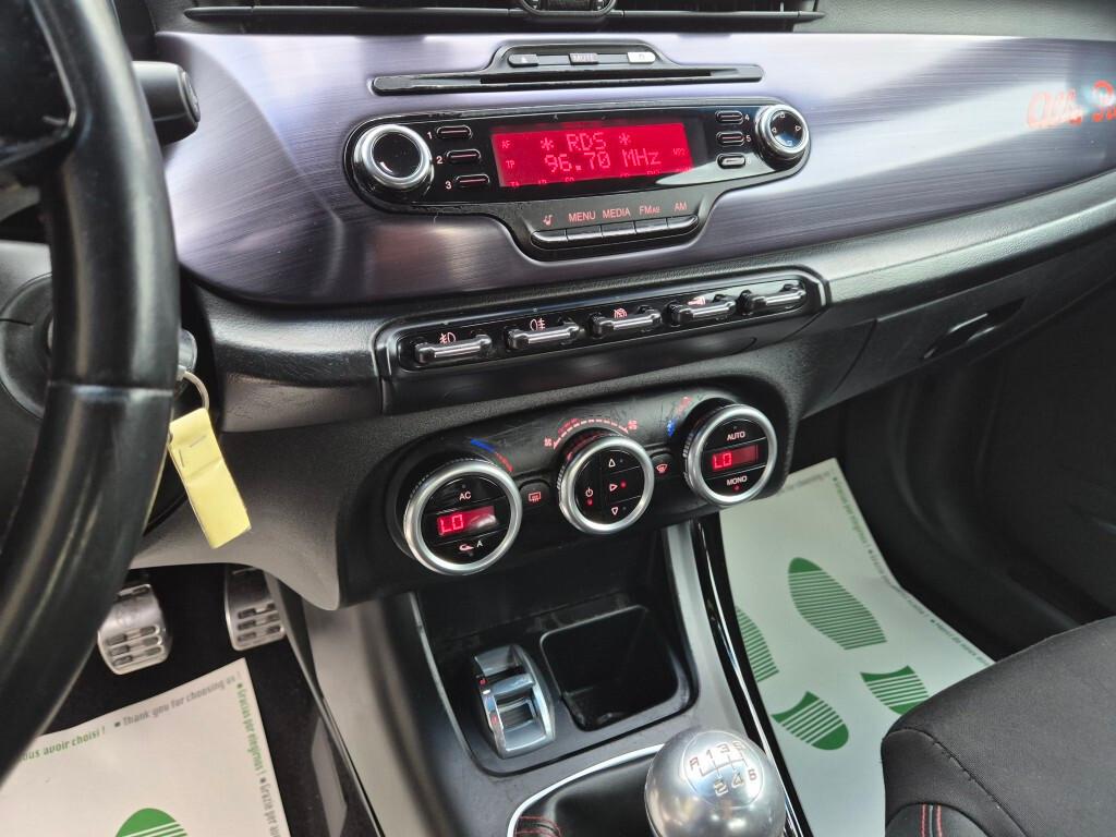 Alfa Giulietta 1.6 JTDm-2 105 CV EXCLUSIVE