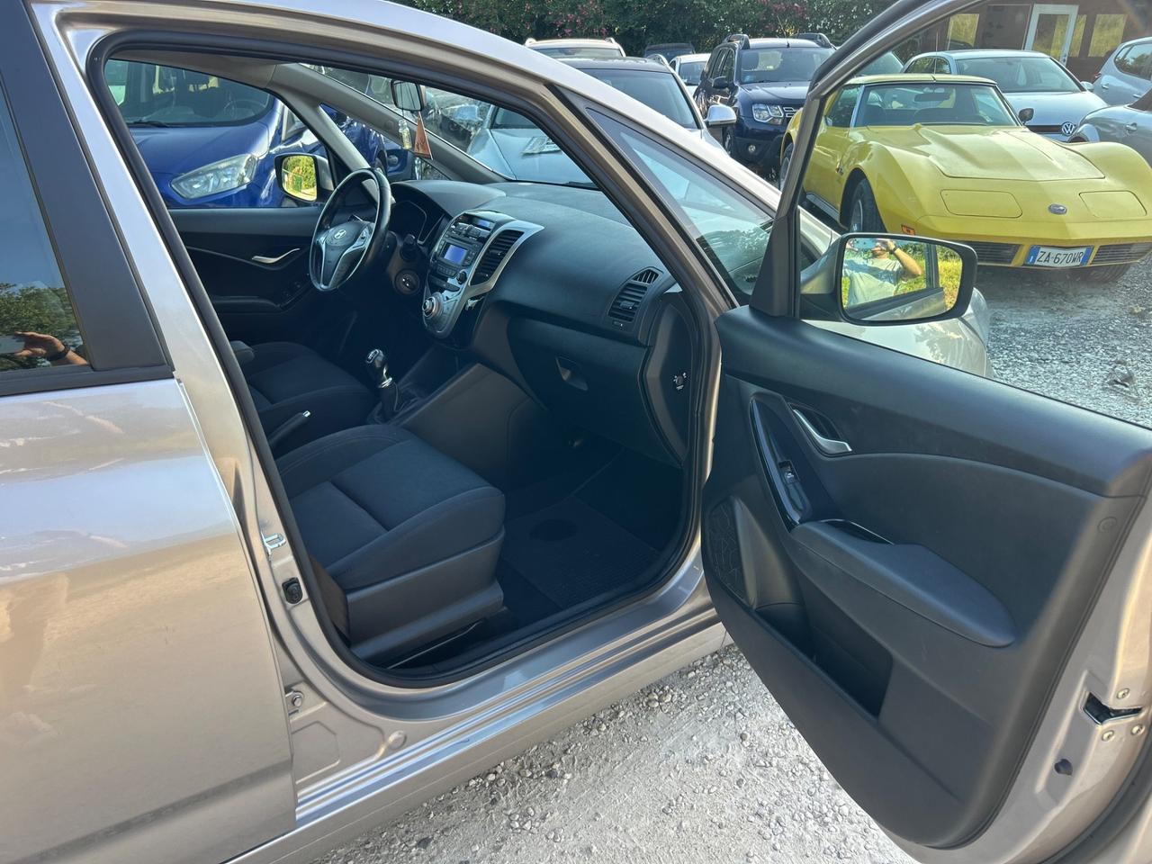 Hyundai iX20 1.4 90 CV GPL Comfort neopatentati permute