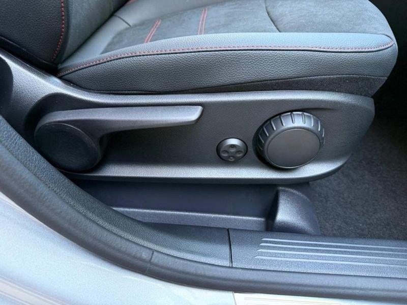 Mercedes-Benz GLA 180 Automatic AMG Line Premium