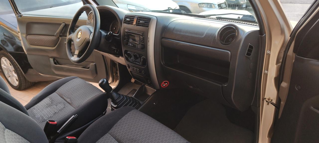 Suzuki Jimny 1.5 DDiS cat 4WD JLX