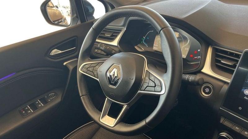 Renault Captur E-Tech hybrid 1.6 E-TECH HEV 145 TECHNO AUTO
