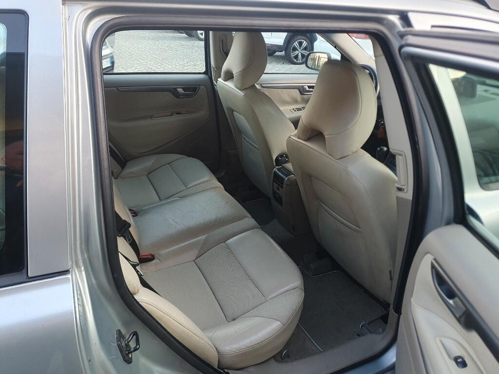 Volvo V70 2.4 D5 Sport AWD omologata 7 posti