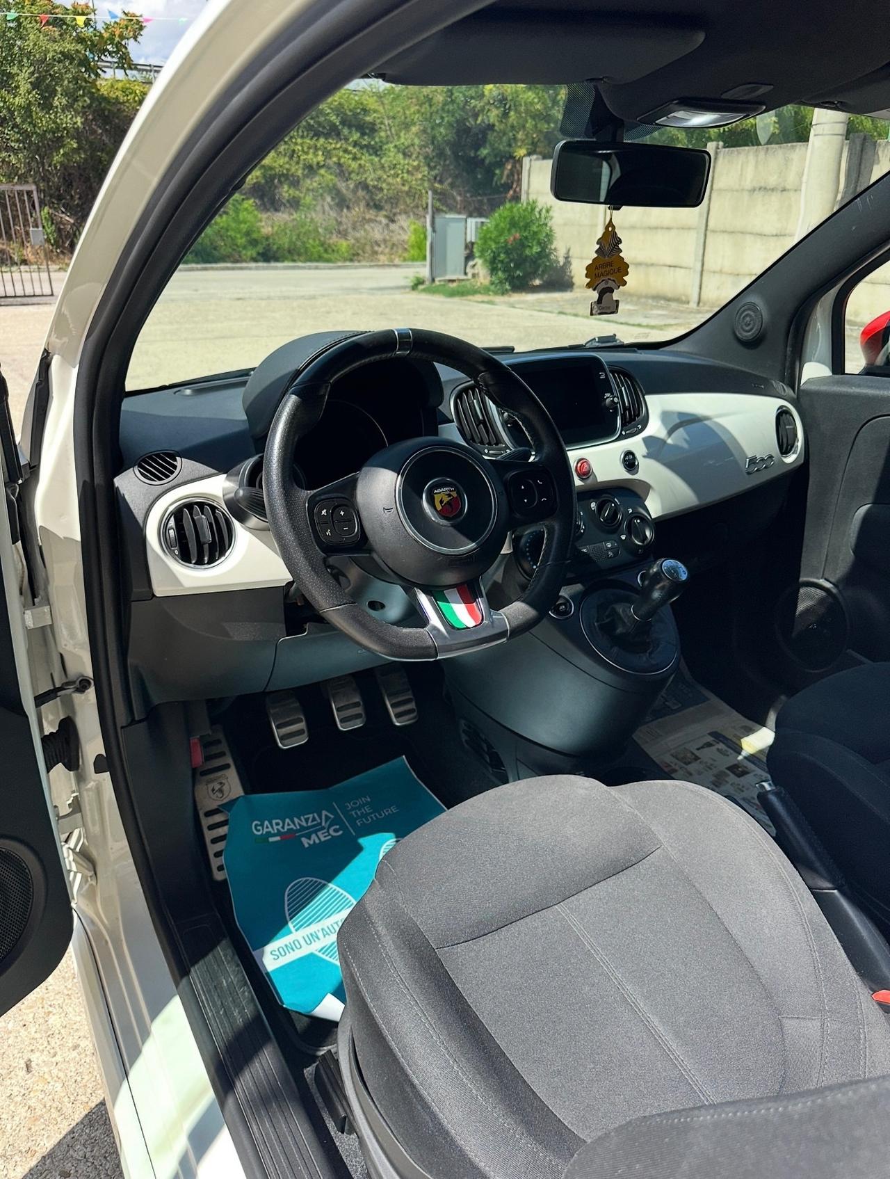Abarth 595 1.4 Turbo T-Jet 145 CV