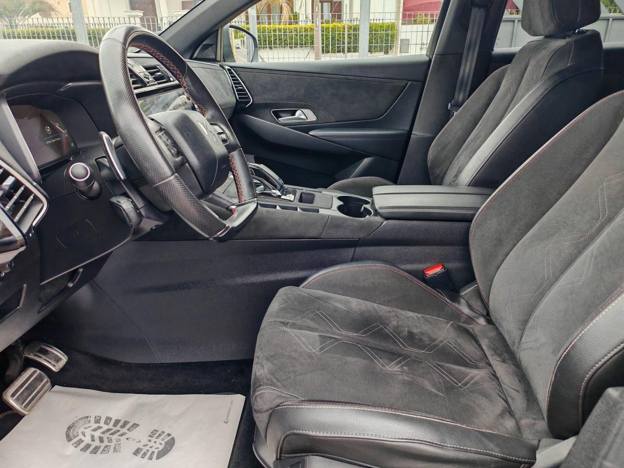 DS7 Crossback 15HDi aut. Performance Line2021