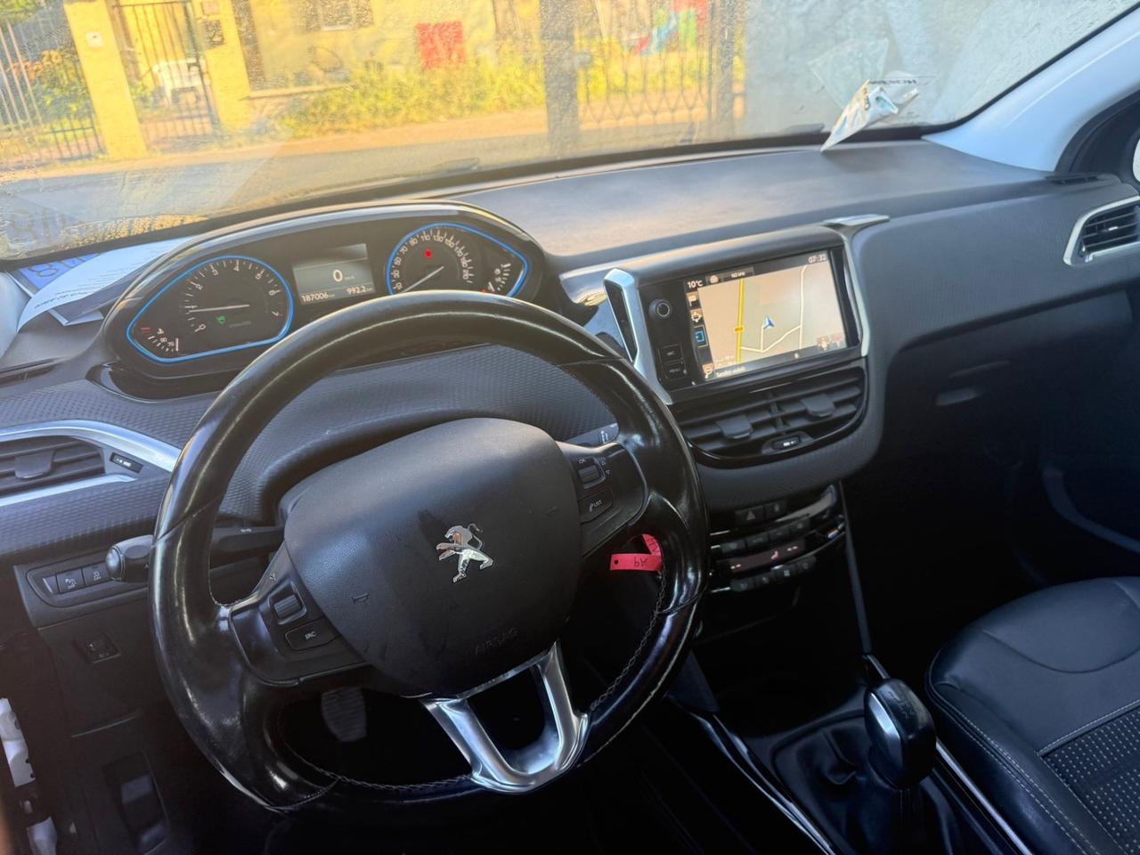 Peugeot 2008 PureTech 82CV Allure