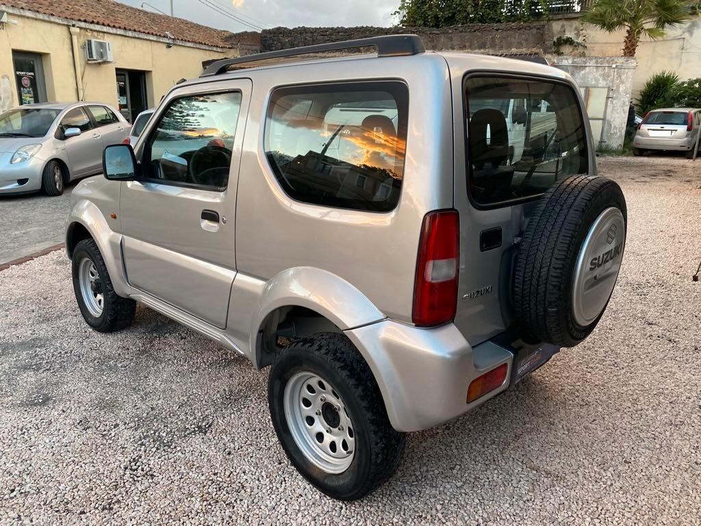 Suzuki Jimny 1.3i 16V cat 4WD JLX