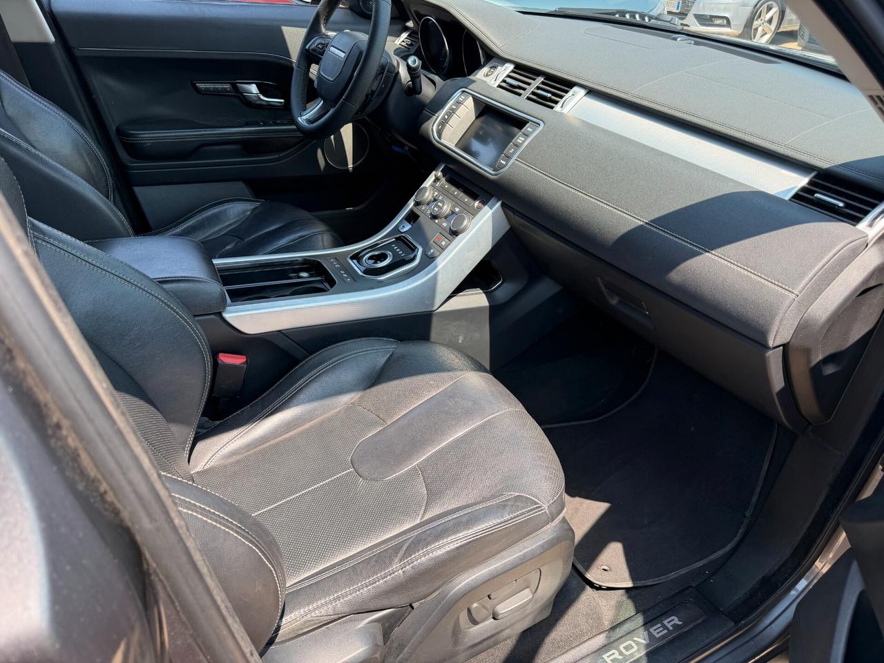 Land Rover Range Evoque 2.2 TD4 5p. Prestige