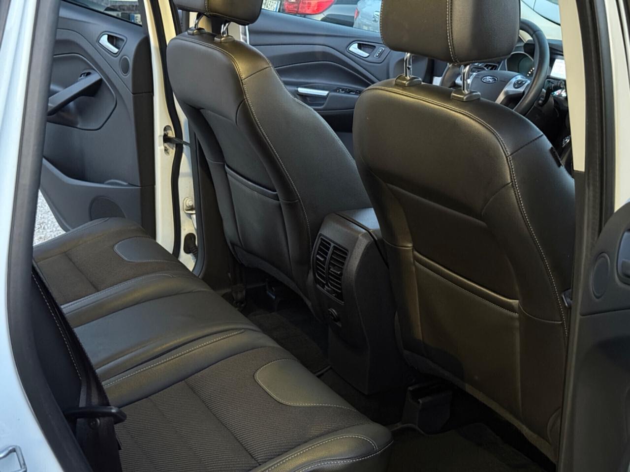 Ford Kuga 2.0 TDCI 140 CV 4x4