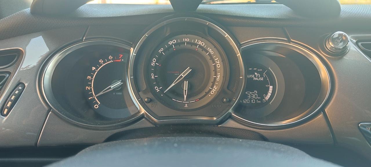 Bellissima DS3 con impianto a metano