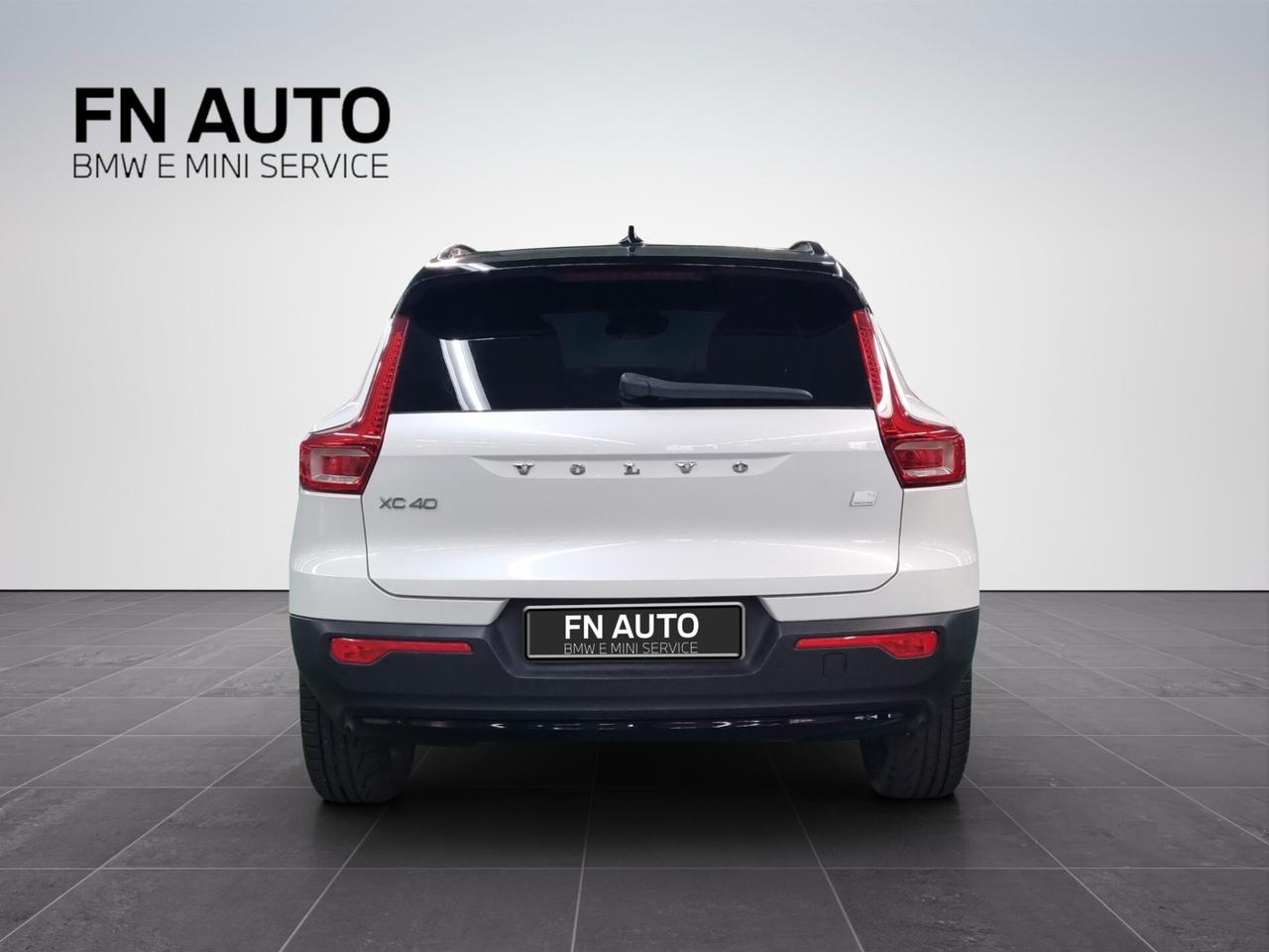 Volvo XC40 T4 Recharge Plug-in Hybrid R-design