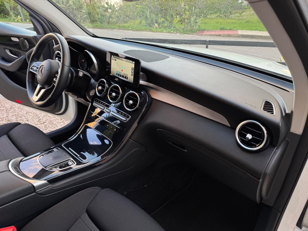 Mercedes GLC 200 d 4Matic - 117.000 KM- 2020