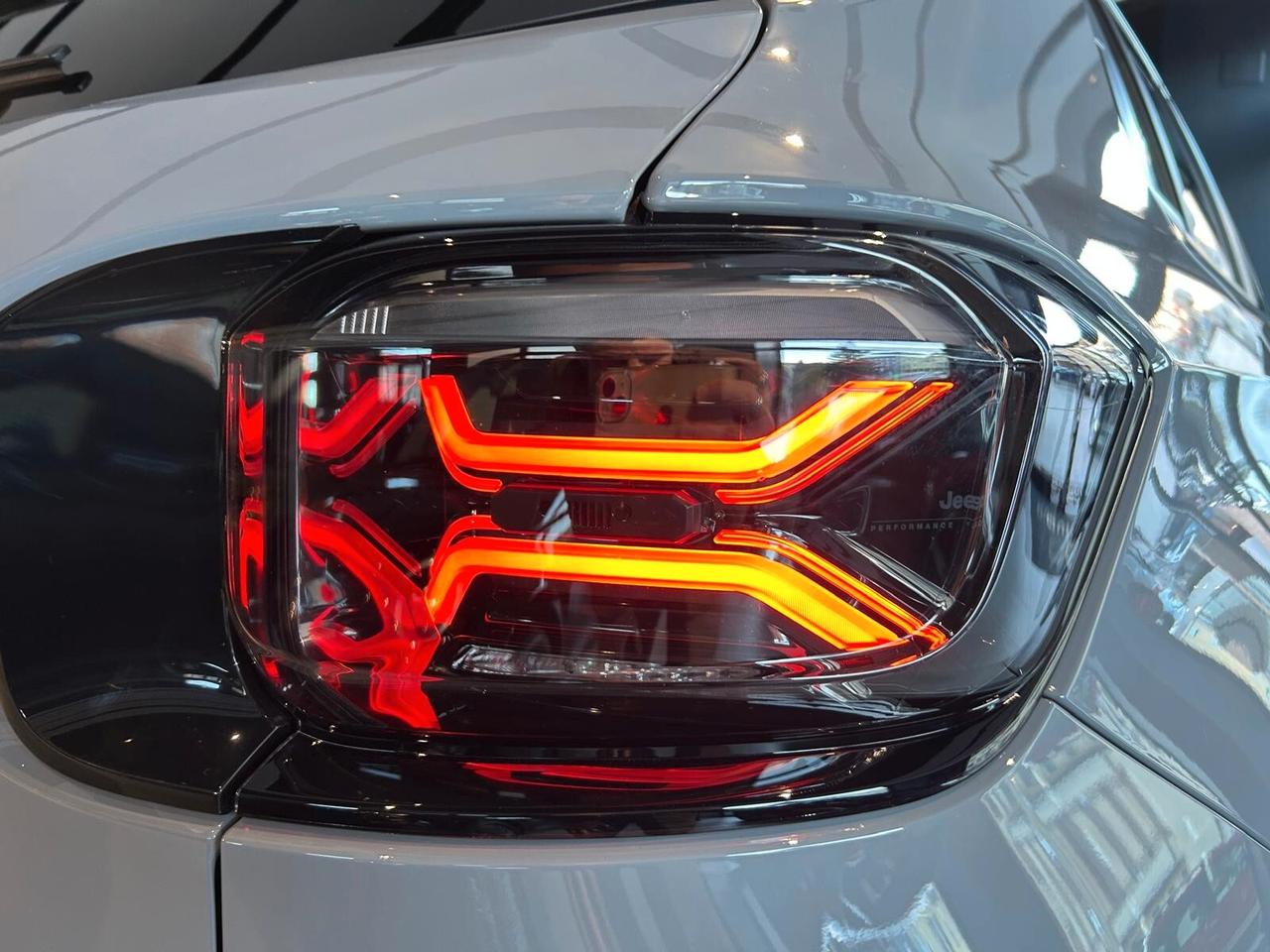 Jeep Avenger 1.2 Turbo 100 CV Summit