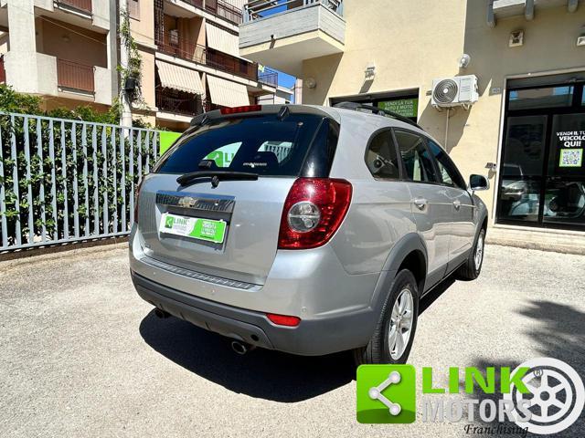 CHEVROLET Captiva .
