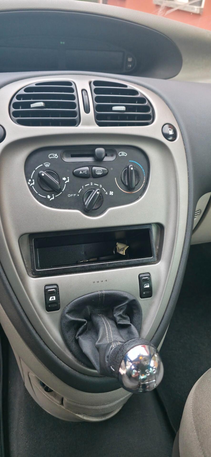 Citroen xsara 1.6 Elegance gpl valido