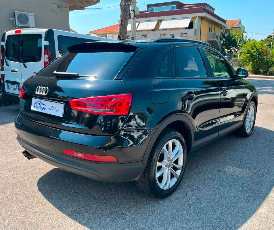 Audi Q3 2.0 tdi Business 140cv