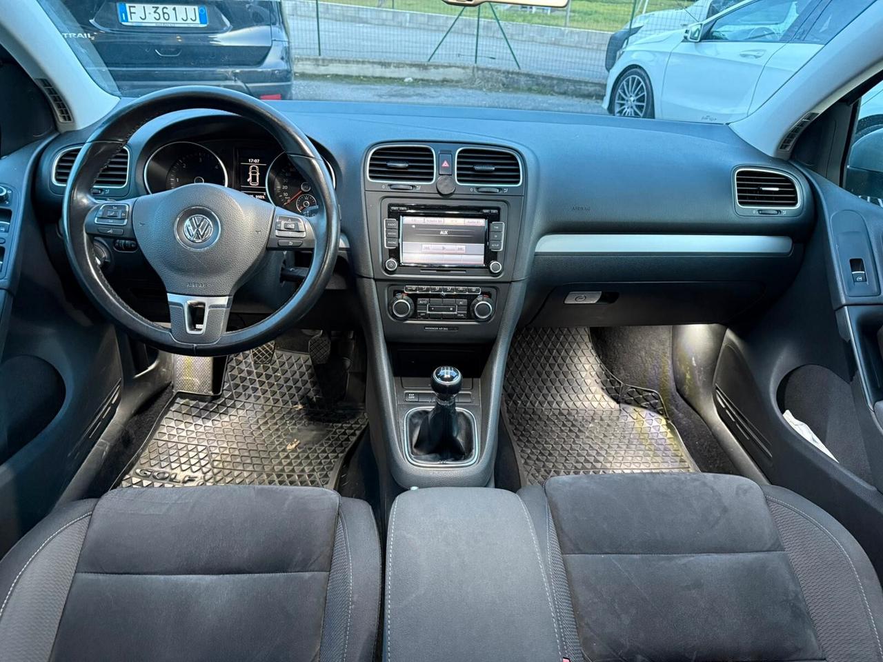 Volkswagen Golf 1.6 TDI DPF 5p. Highline