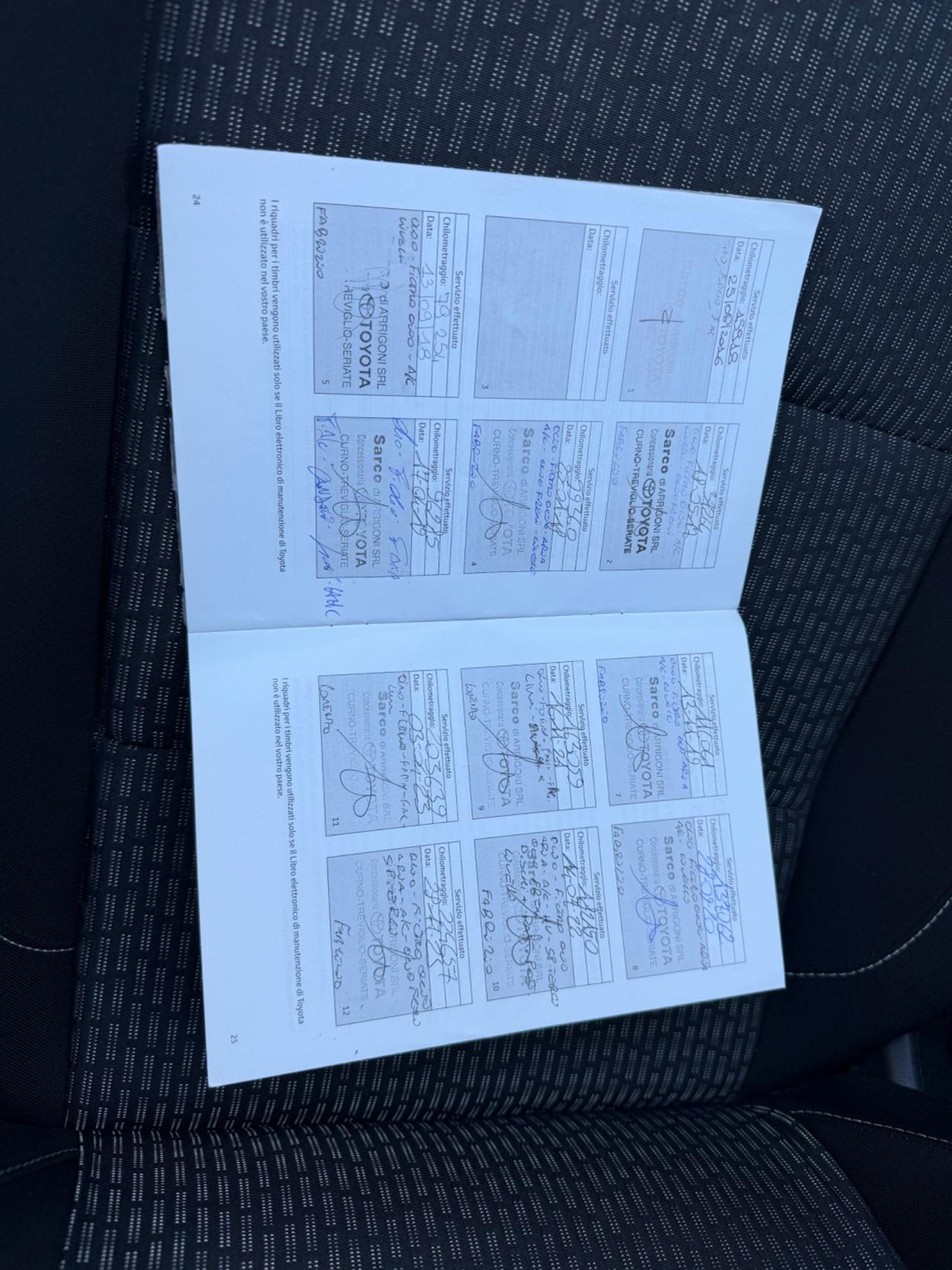 Toyota Auris Touring Sports 1.8 Hybrid Lounge