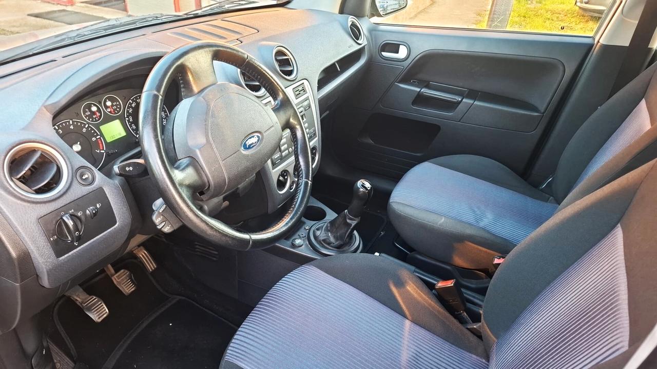 Ford Fusion 1.4 16V 5p. Collection
